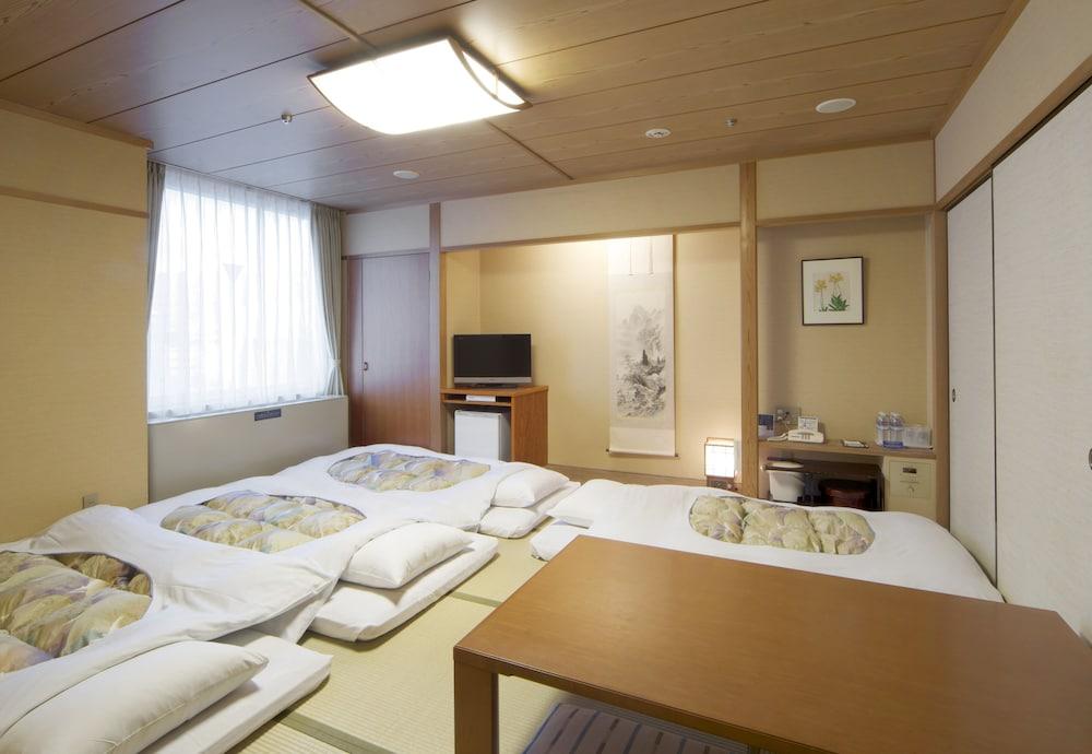 Hiroshima City Bunka Koryu Kaikan Exterior foto